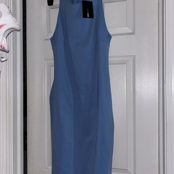 Midi sky blue sleeveless dress with zipper closure. - Picture 1 of 2